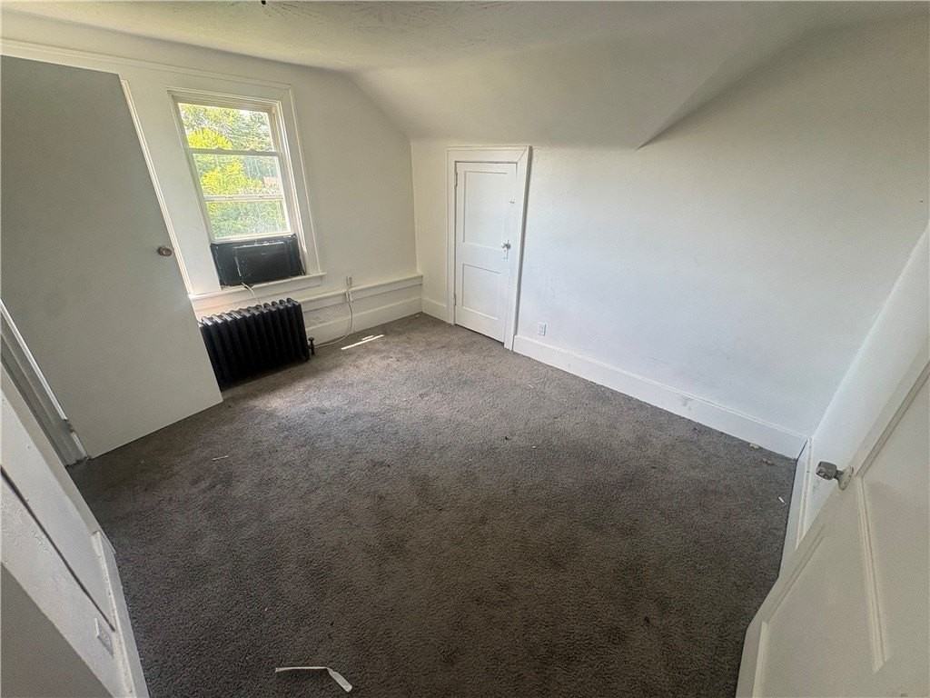 726 Large Ave #C - Photo 2 of 8