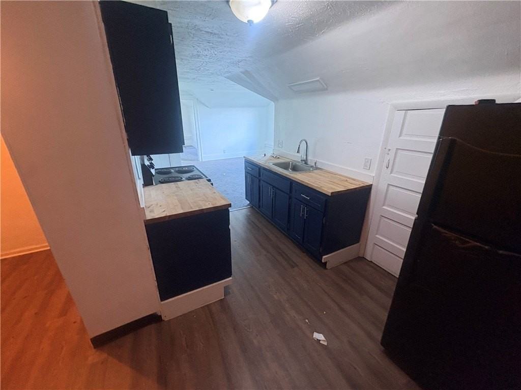 726 Large Ave #C - Photo 6 of 8