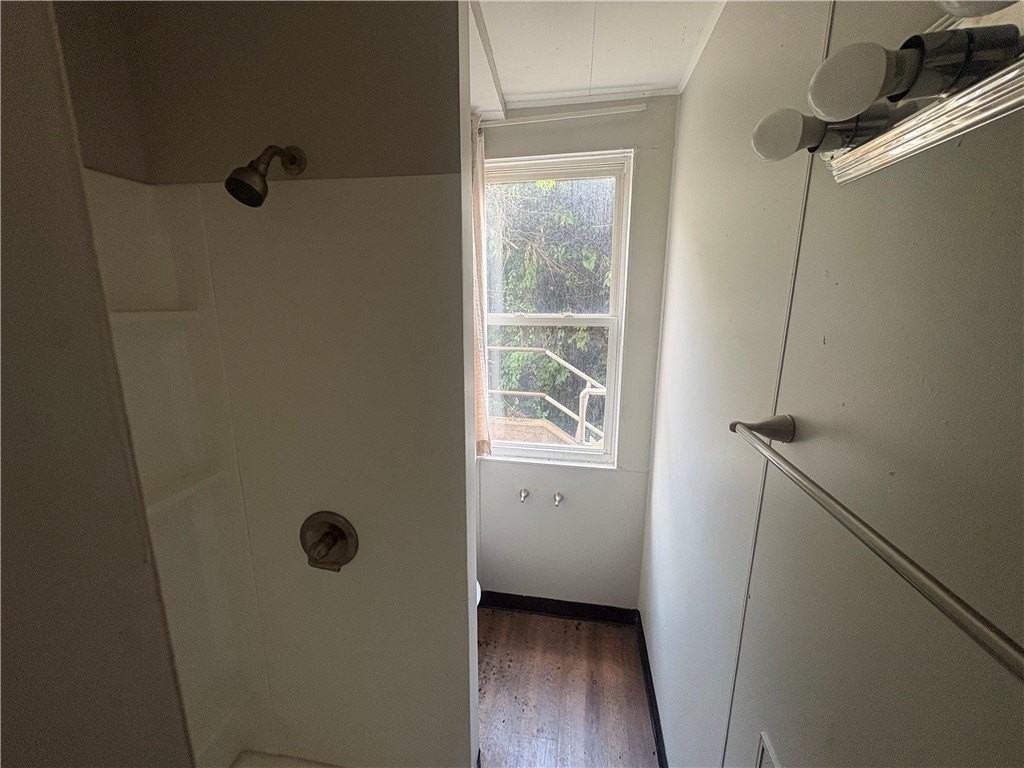 726 Large Ave #D - Photo 3 of 10