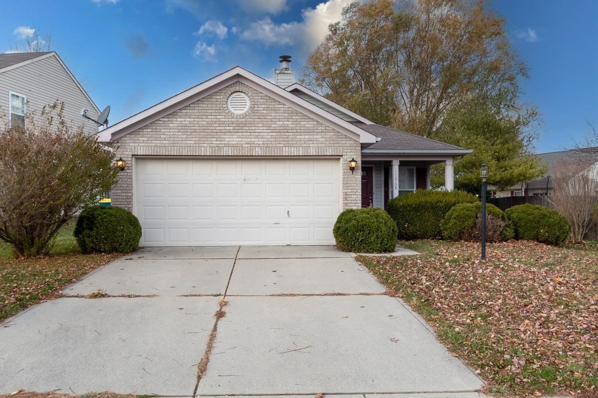 11968 Locus Ln - Photo 2 of 28