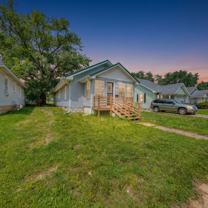 1308 E Taylor St - Photo 1 of 1