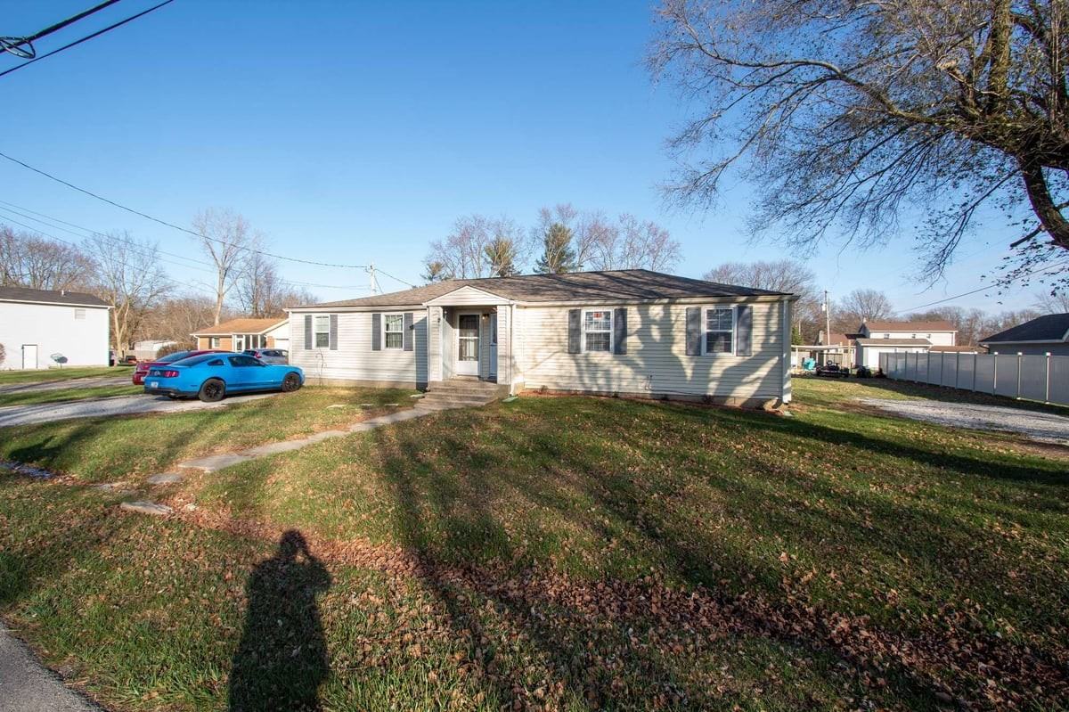 4155 N County Road 575 E - Photo 5 of 23