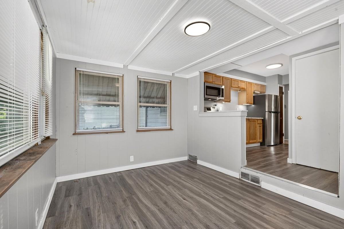 161 Cameron Rd - Photo 2 of 35