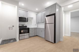 558 Empire Blvd - Photo 1 of 1