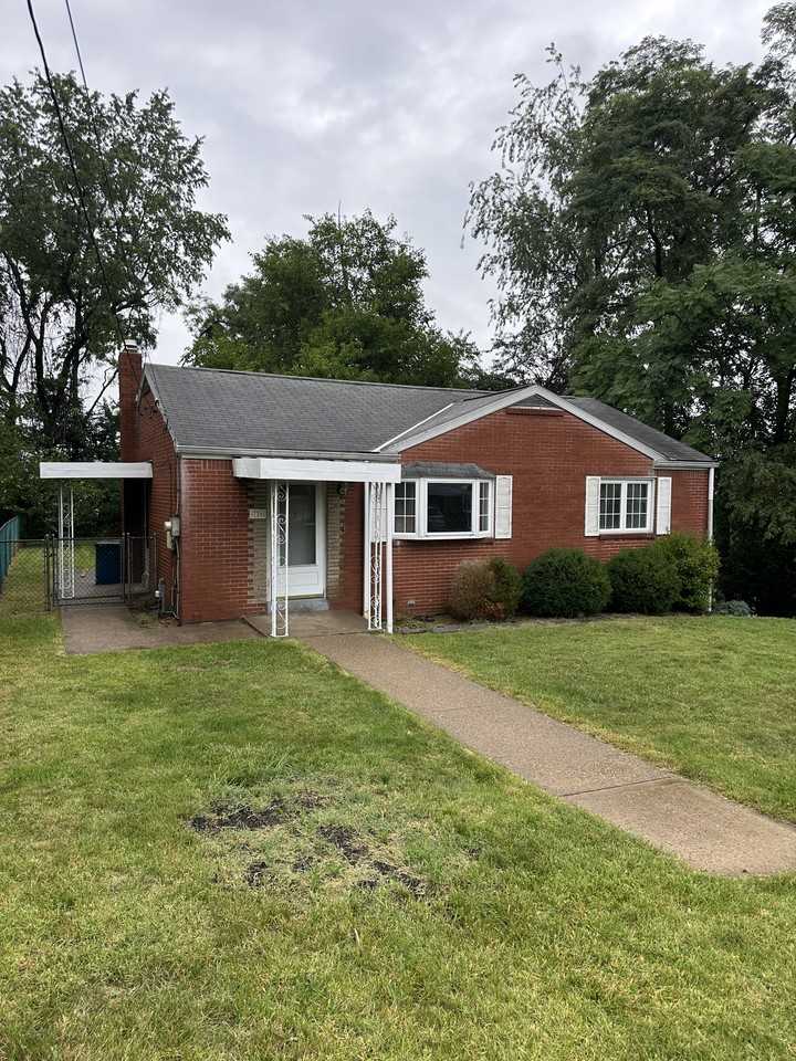 726 Rodney St - Photo 2 of 28