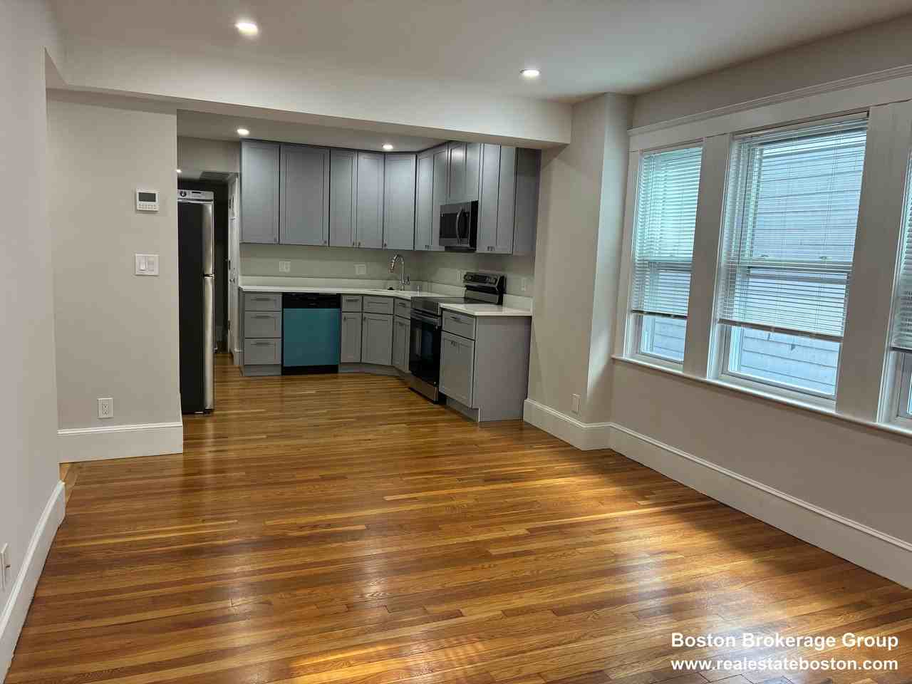 11 Romsey St #2 - Photo 2 of 11
