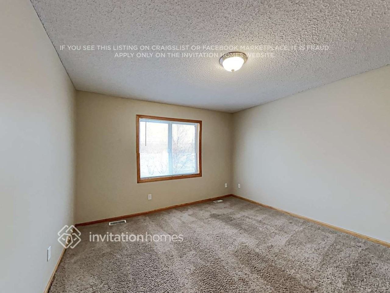 1311 Creekside Dr - Photo 7 of 18