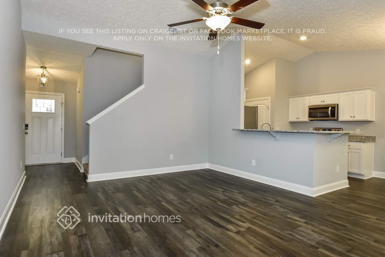 771 Cedar Ln - Photo 3 of 16