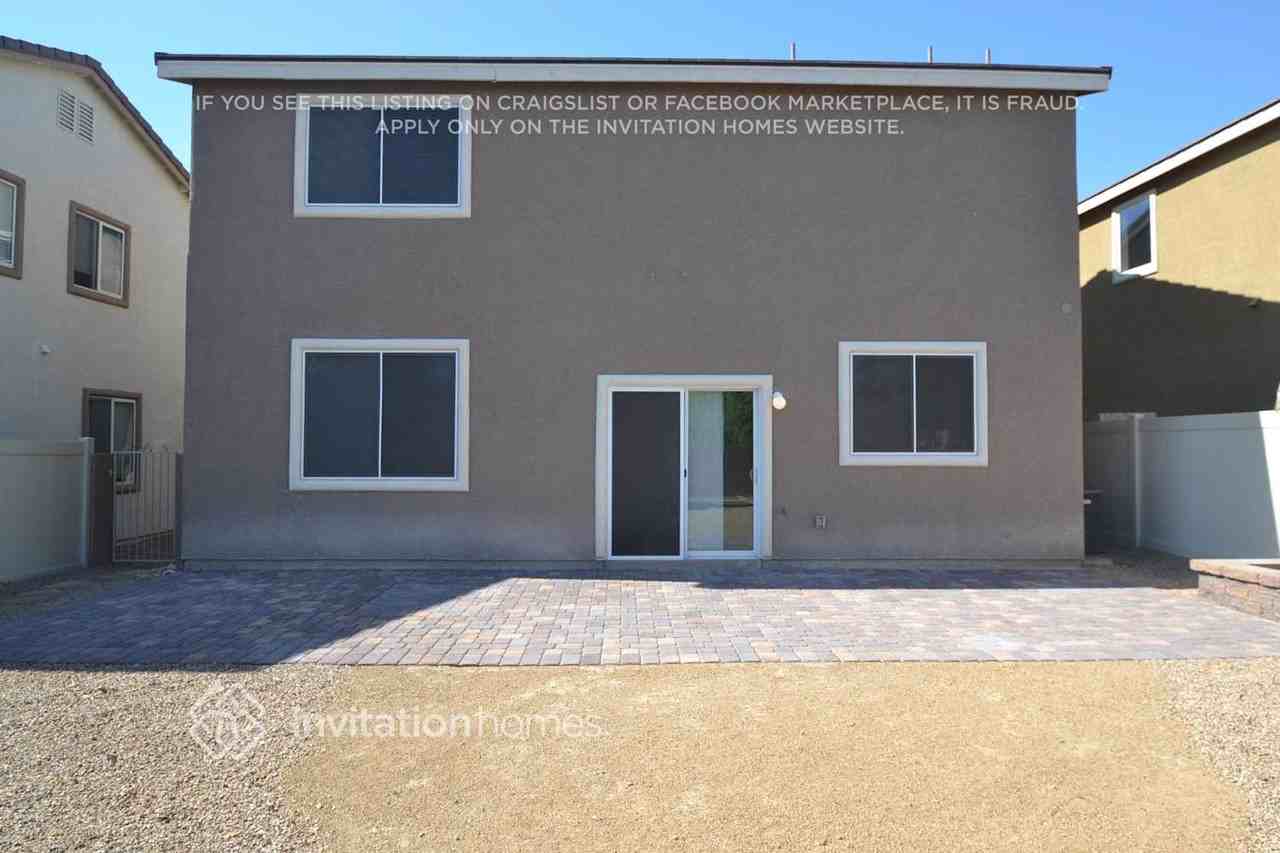 408 Prairie Moon Ave - Photo 7 of 9