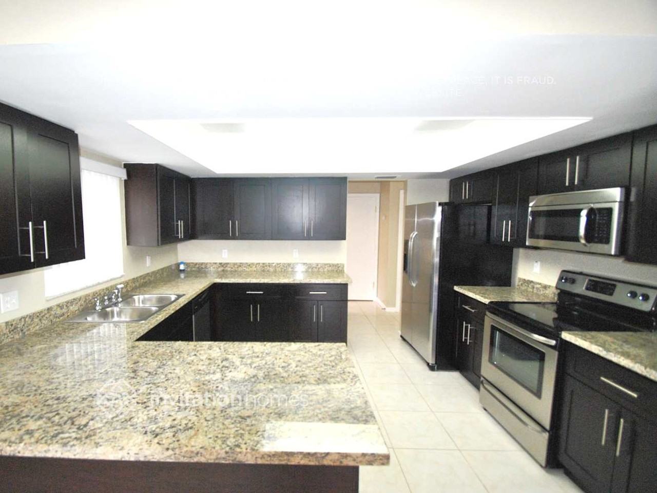 22888 Greenview Ter - Photo 3 of 15