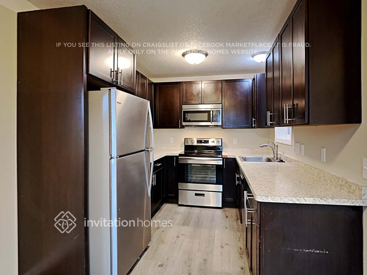 5644 Maryland Ave N - Photo 7 of 23