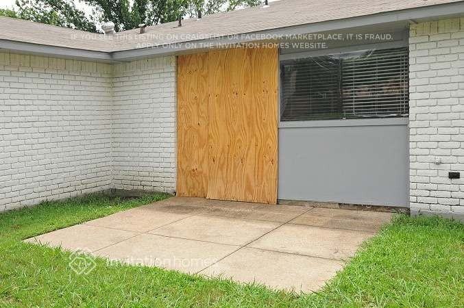 1534 Coffeyville Trl - Photo 2 of 5