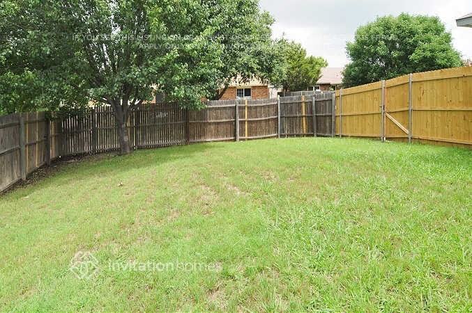 1534 Coffeyville Trl - Photo 4 of 5
