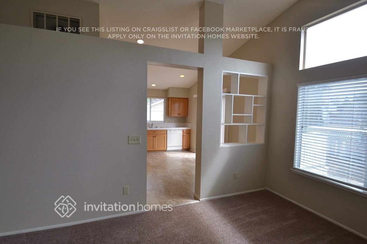 5117 Hereford Ct - Photo 4 of 12