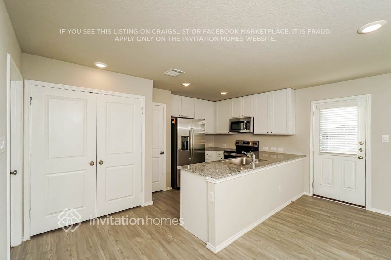 167 Pasadena Pl - Photo 7 of 17