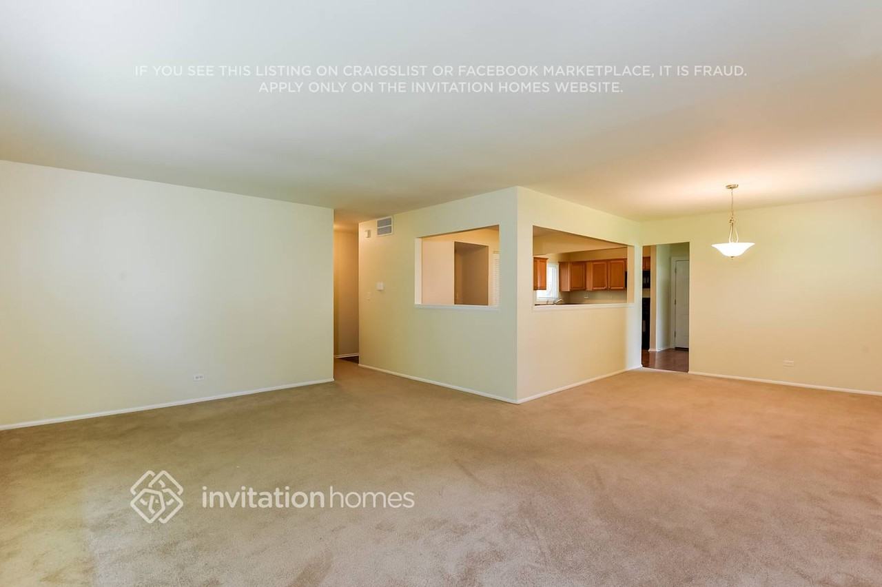 1571 Birch Ave - Photo 4 of 20