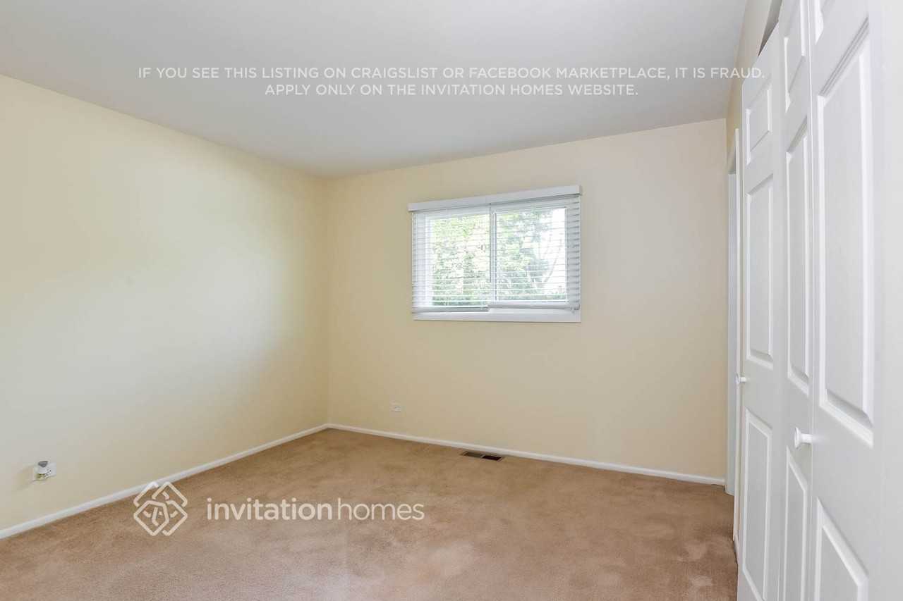 1571 Birch Ave - Photo 7 of 16