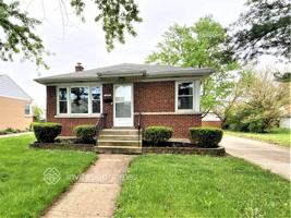 featured image of 1459 Heidorn Ave