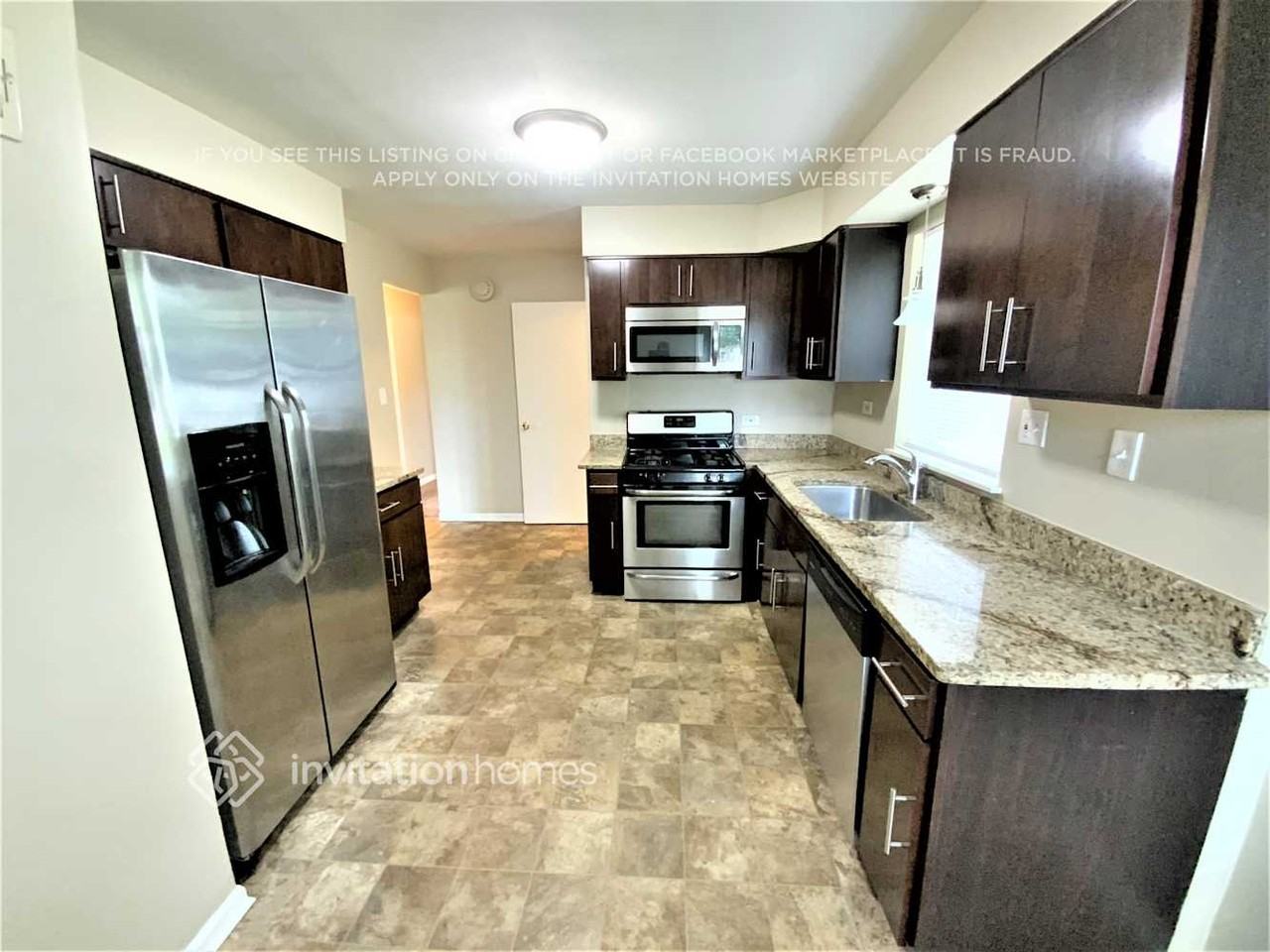 1459 Heidorn Ave - Photo 3 of 11