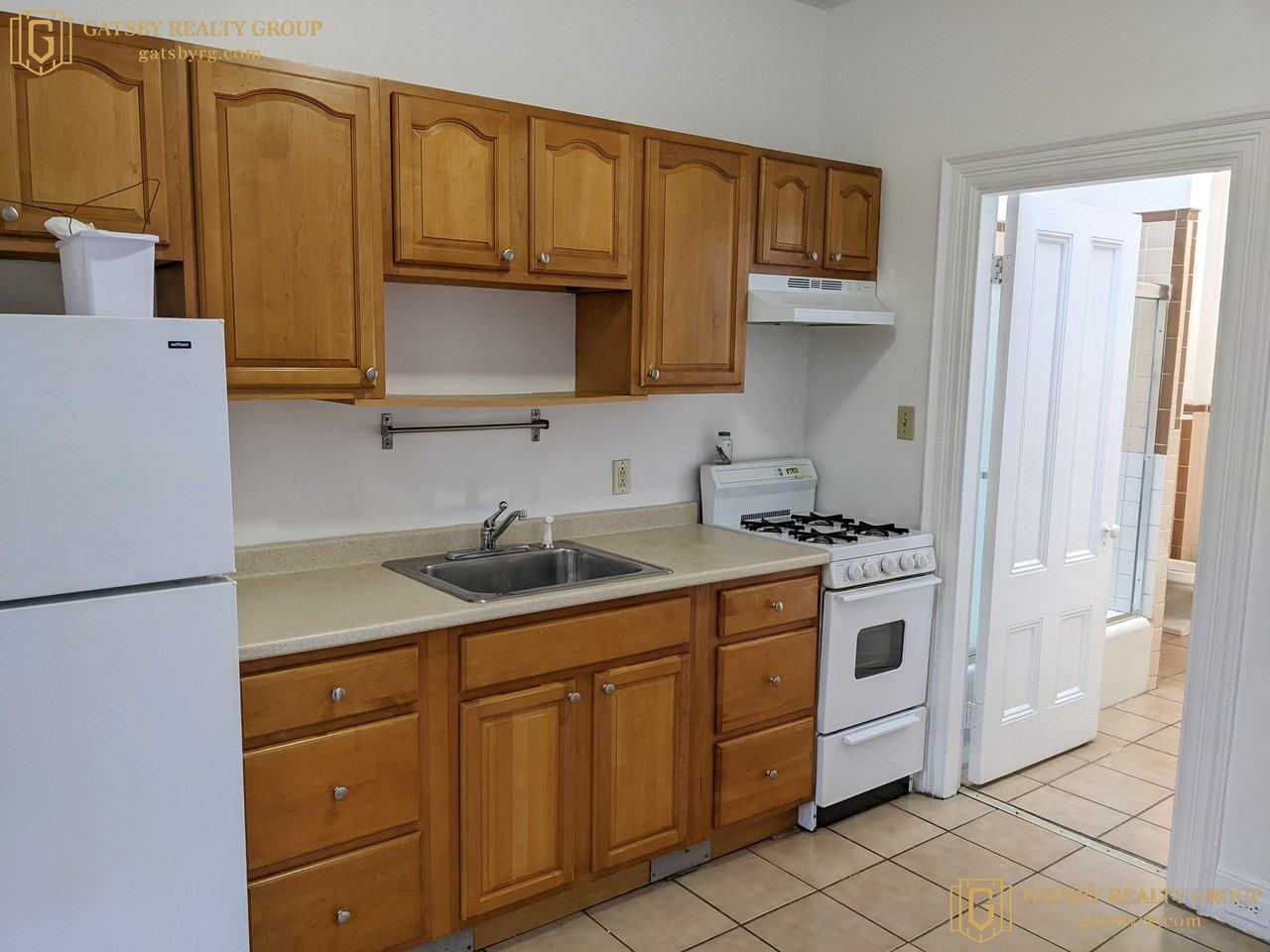 51 Dana St #2 - Photo 7 of 10