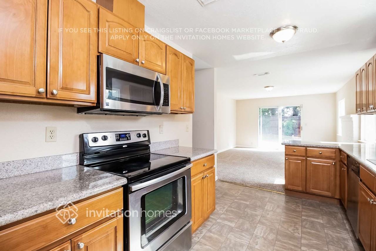 363 Rose Garden Ct - Photo 5 of 21