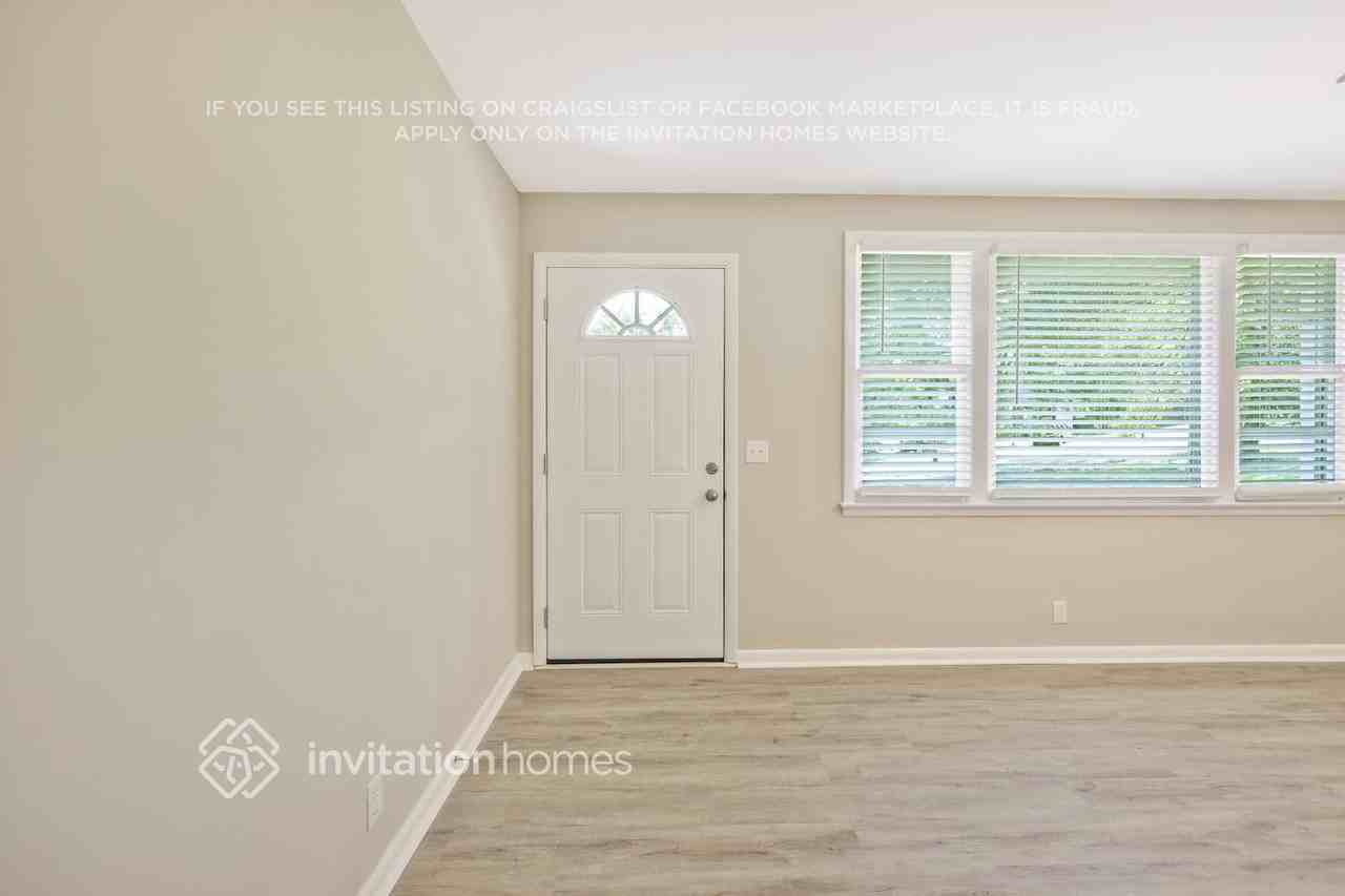118 Robinhood Cir - Photo 6 of 27