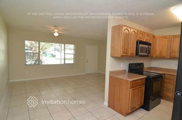 912 Skyview Dr - Photo 3 of 12