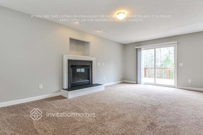 176 Smithwood Dr - Photo 2 of 15