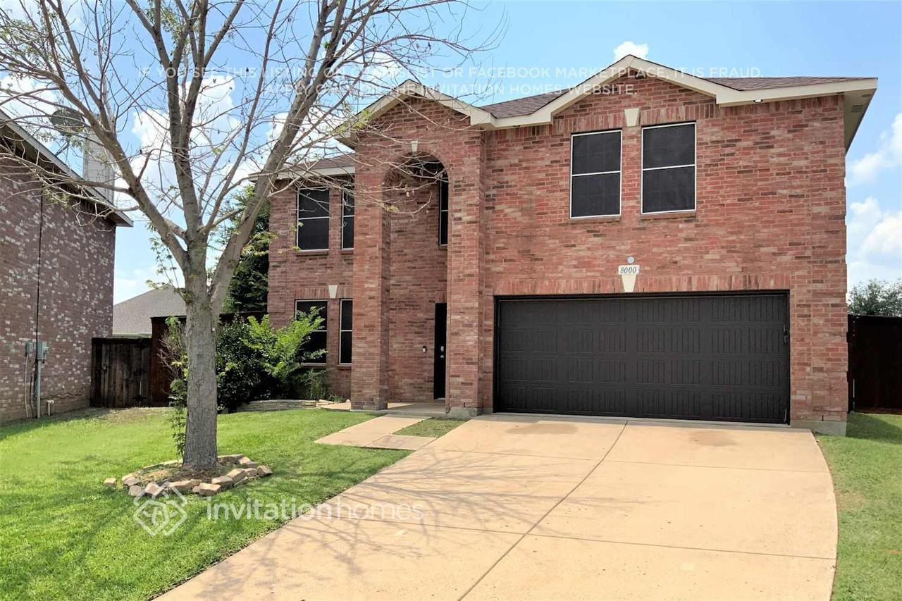 8000 Stowe Springs Ln - Photo 2 of 20