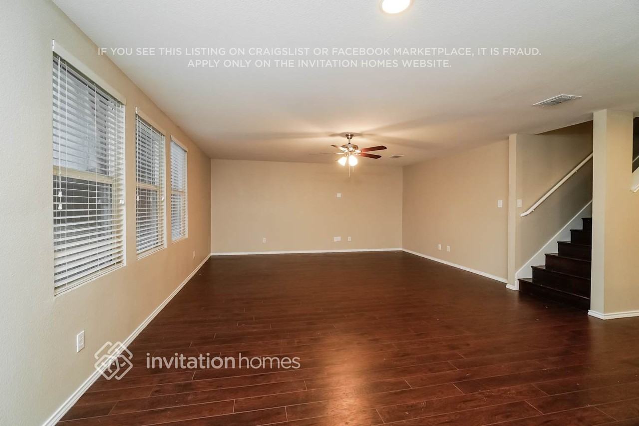 8000 Stowe Springs Ln - Photo 5 of 20