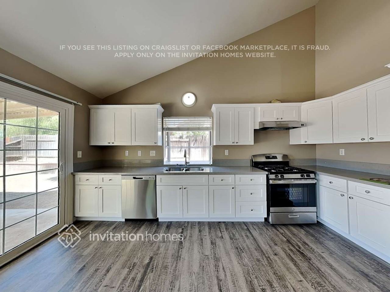 12159 Odessa Dr - Photo 4 of 14