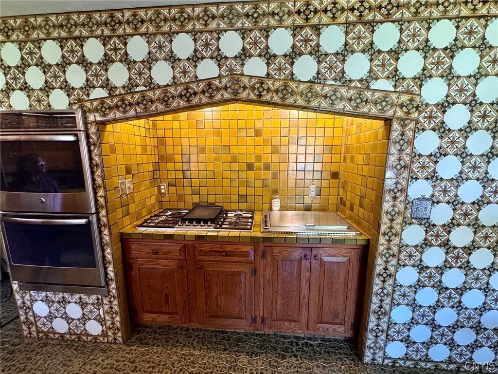 112 Old Farm Rd - Photo 6 of 32