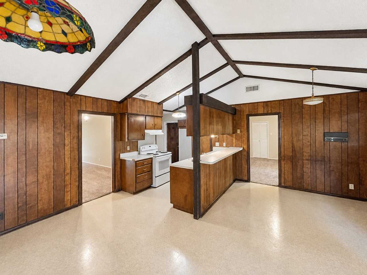 4231 Eagle Nest - Photo 4 of 13