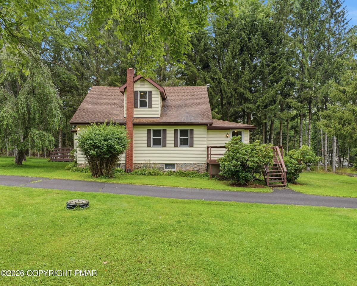 253 Thomas Rd - Photo 2 of 26