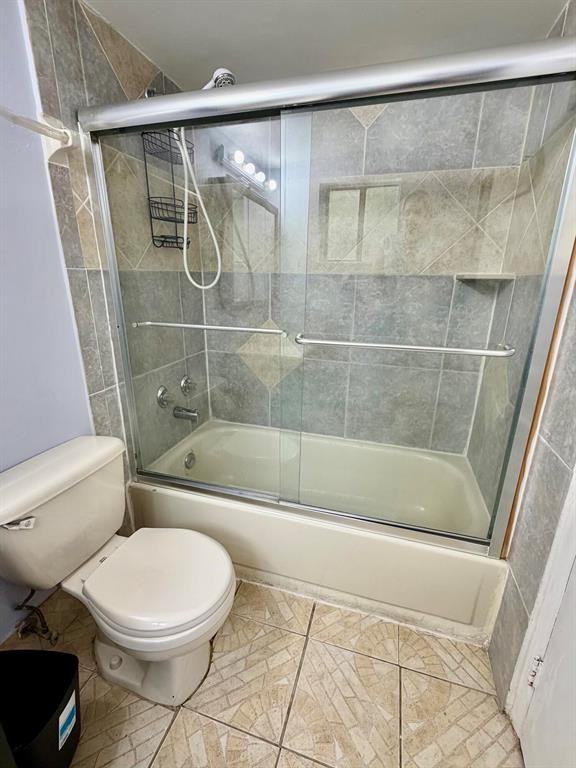 7714 Sw 8th Ct - Photo 7 of 12