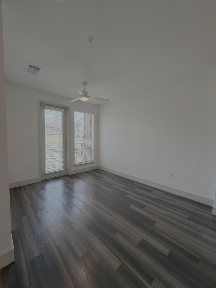 N Main St #111 - Photo 4 of 8