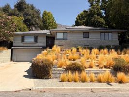 featured image of 17 Andrea Ln