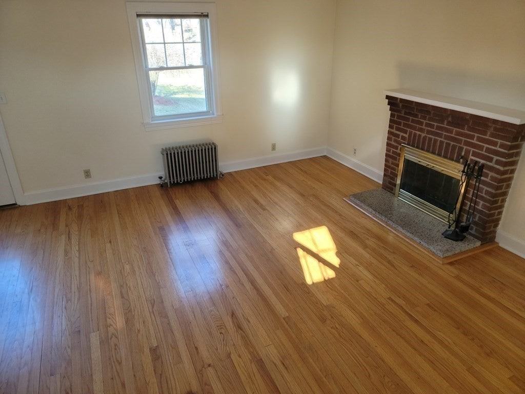 159 Cross St - Photo 6 of 19