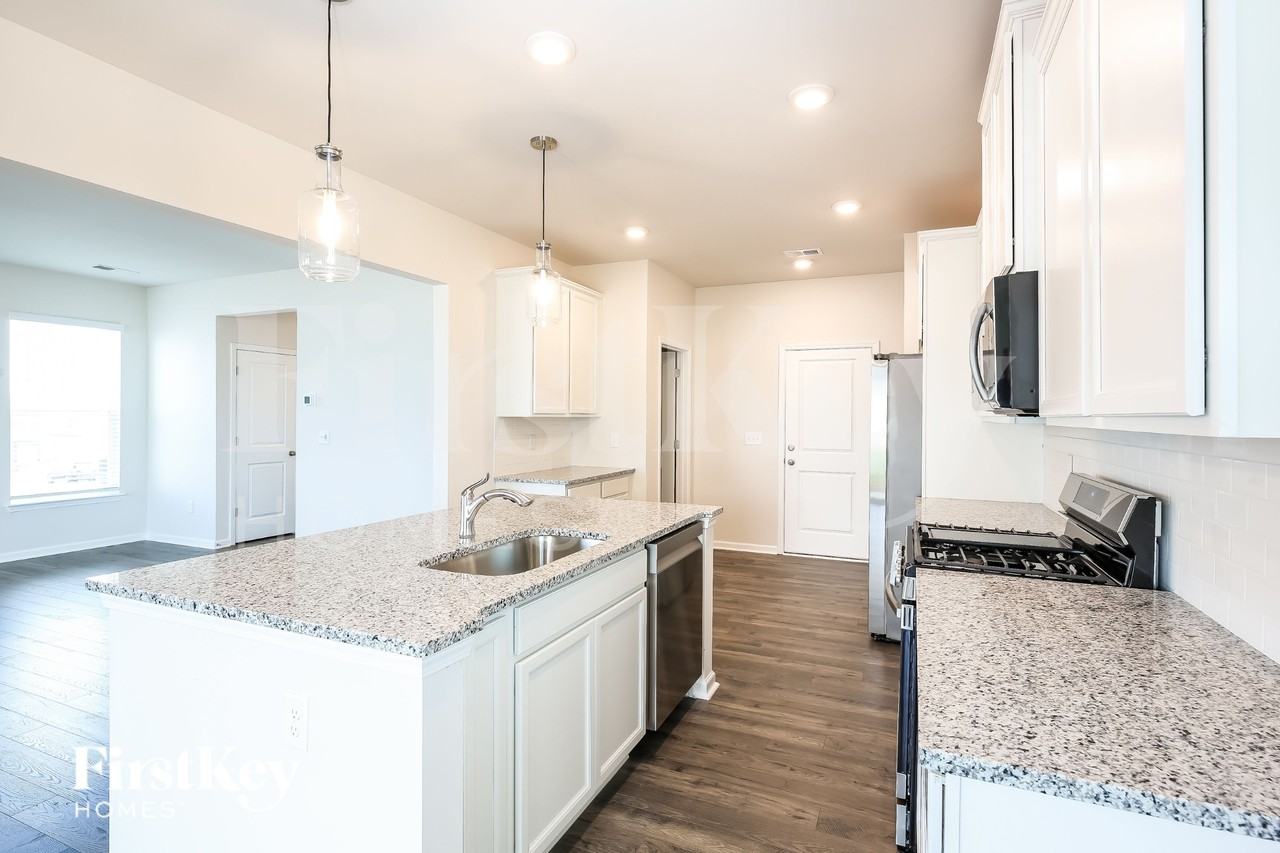 1100 Mission Hill Ln - Photo 6 of 16