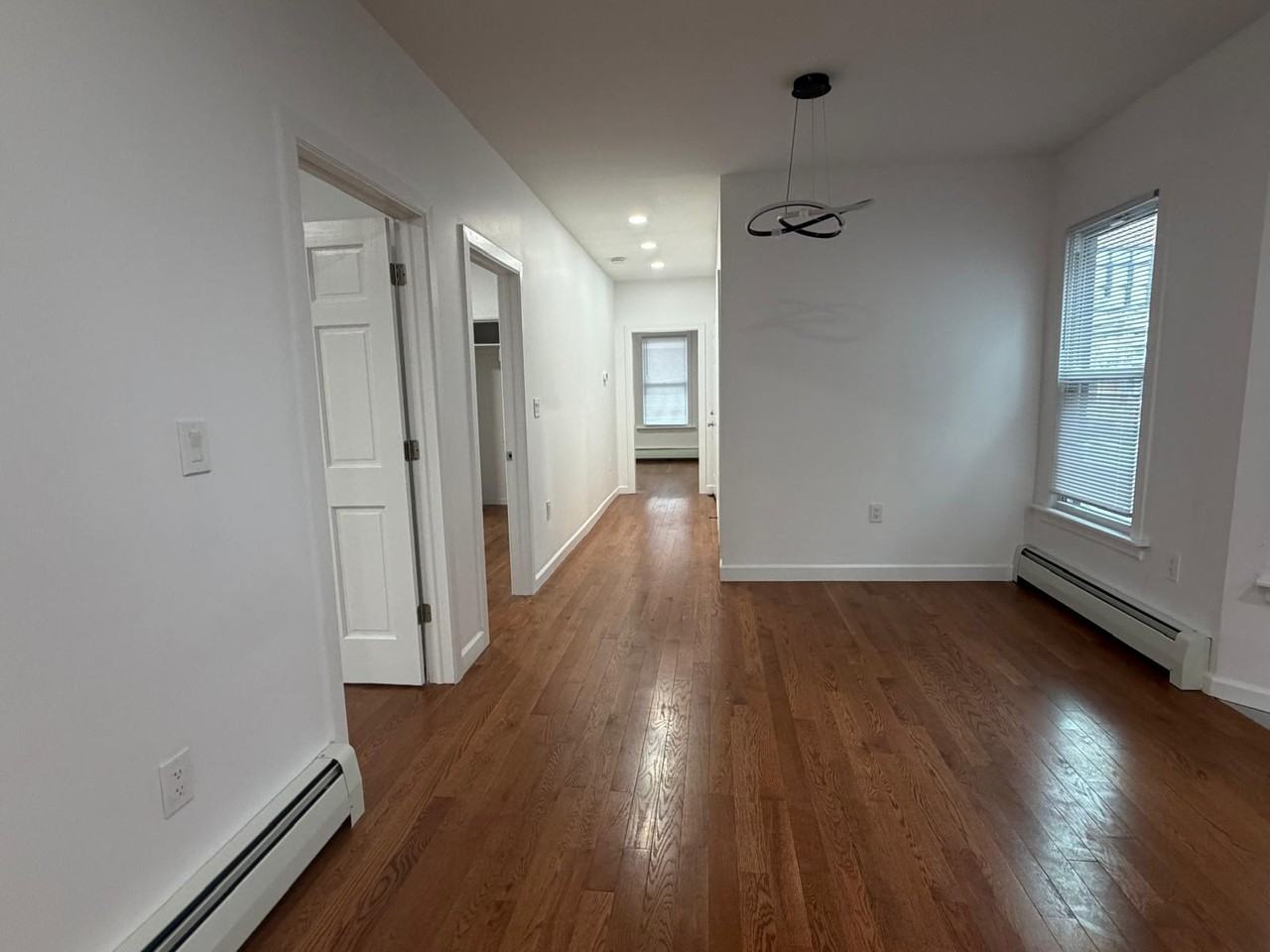 49 Mercer St - Photo 4 of 11