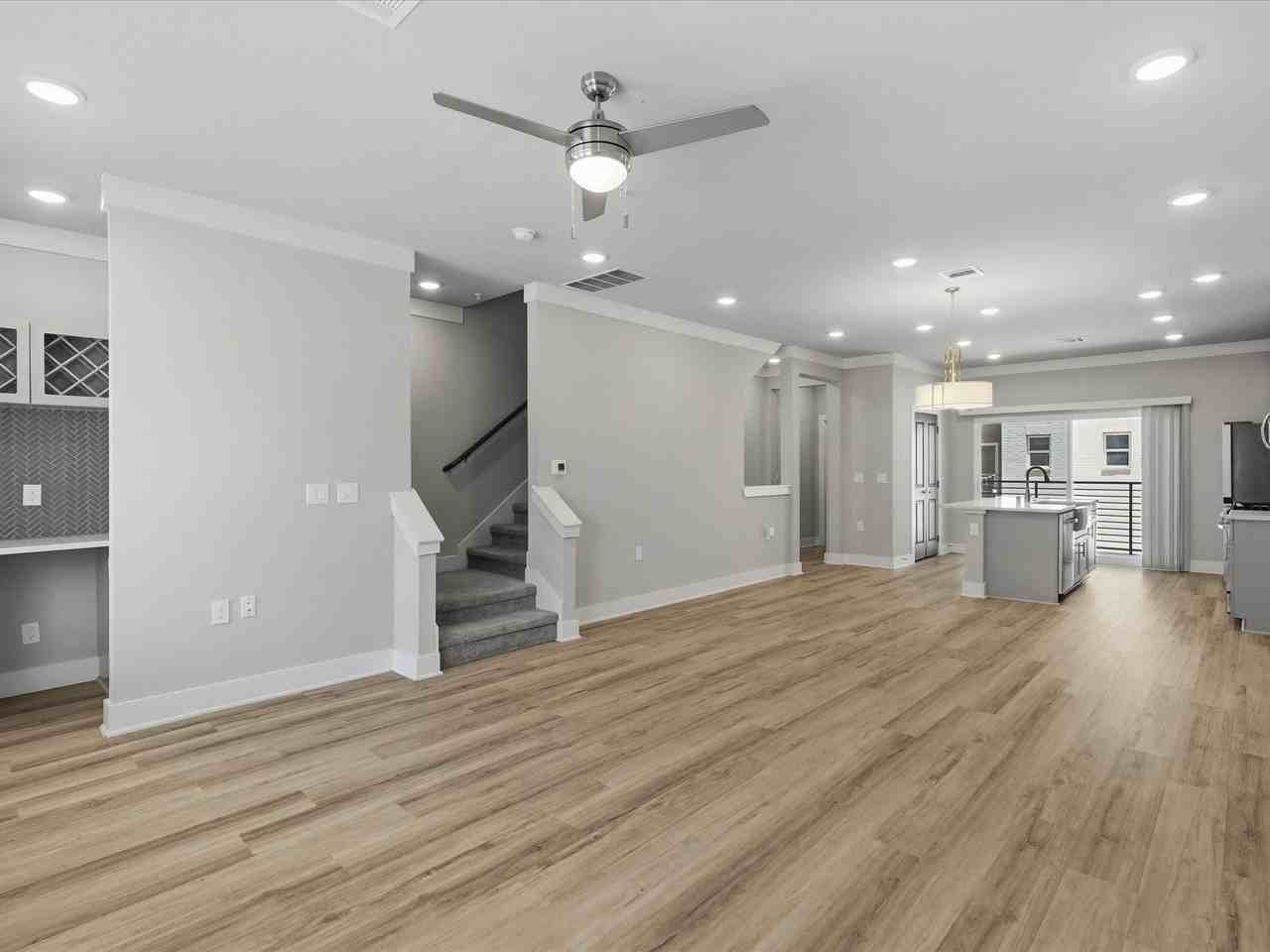 3325 Norris St - Photo 7 of 29
