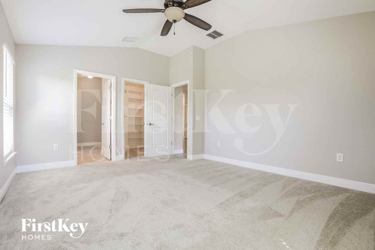 446 Xingu Ct - Photo 7 of 17