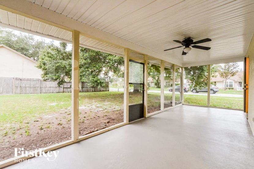 2943 Mallorn Way - Photo 7 of 16
