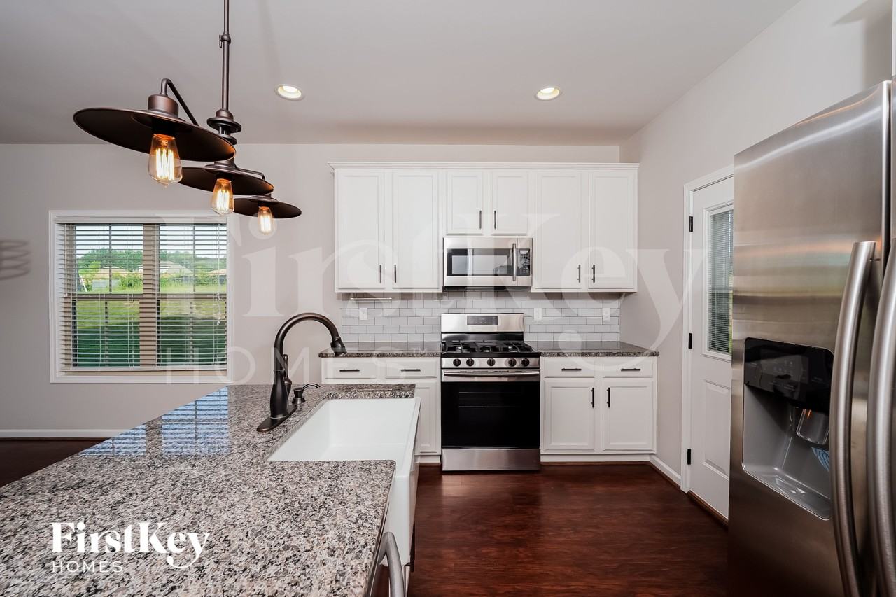 125 Ridgefield Ln - Photo 5 of 15