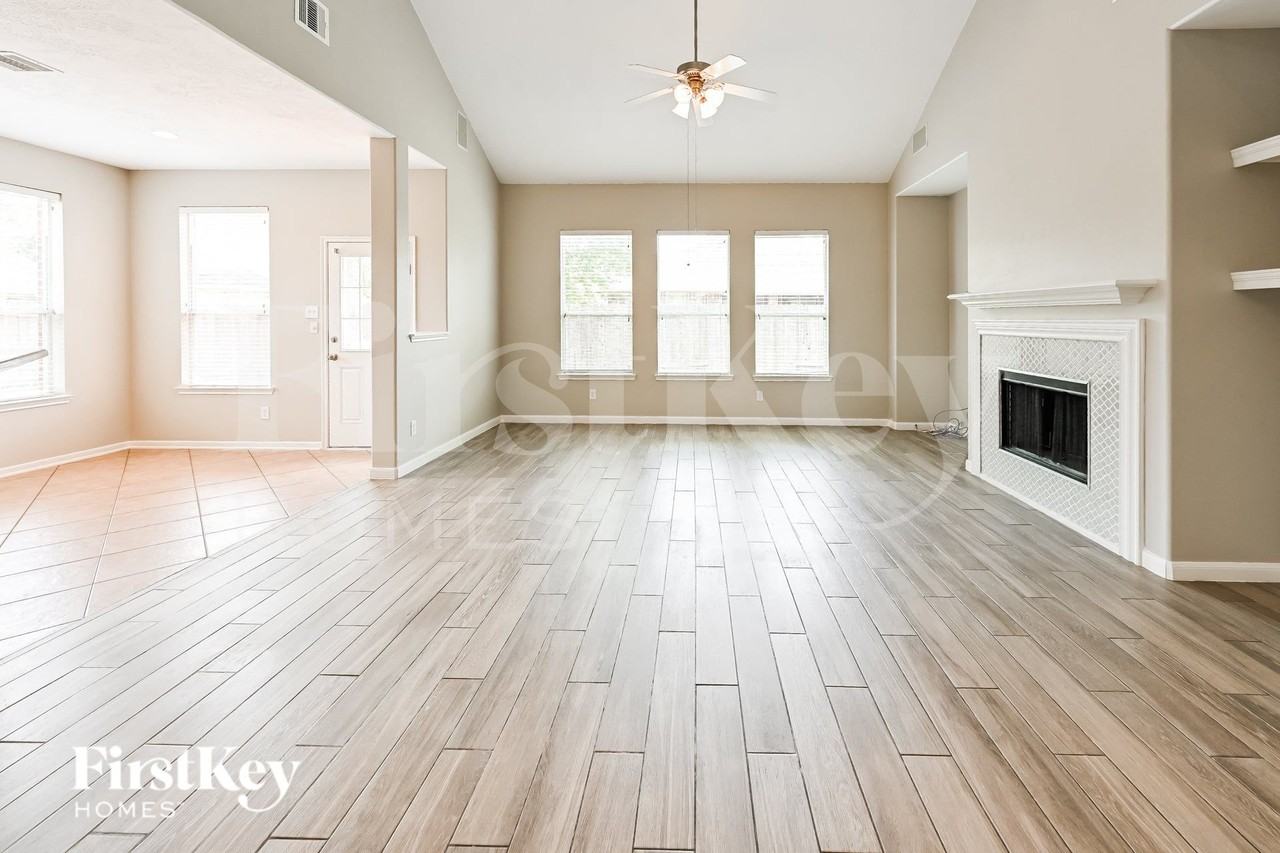13803 Turning Spring Ln - Photo 3 of 16