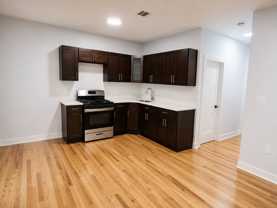 379 S 20th St #2RB - Photo 1 of 1