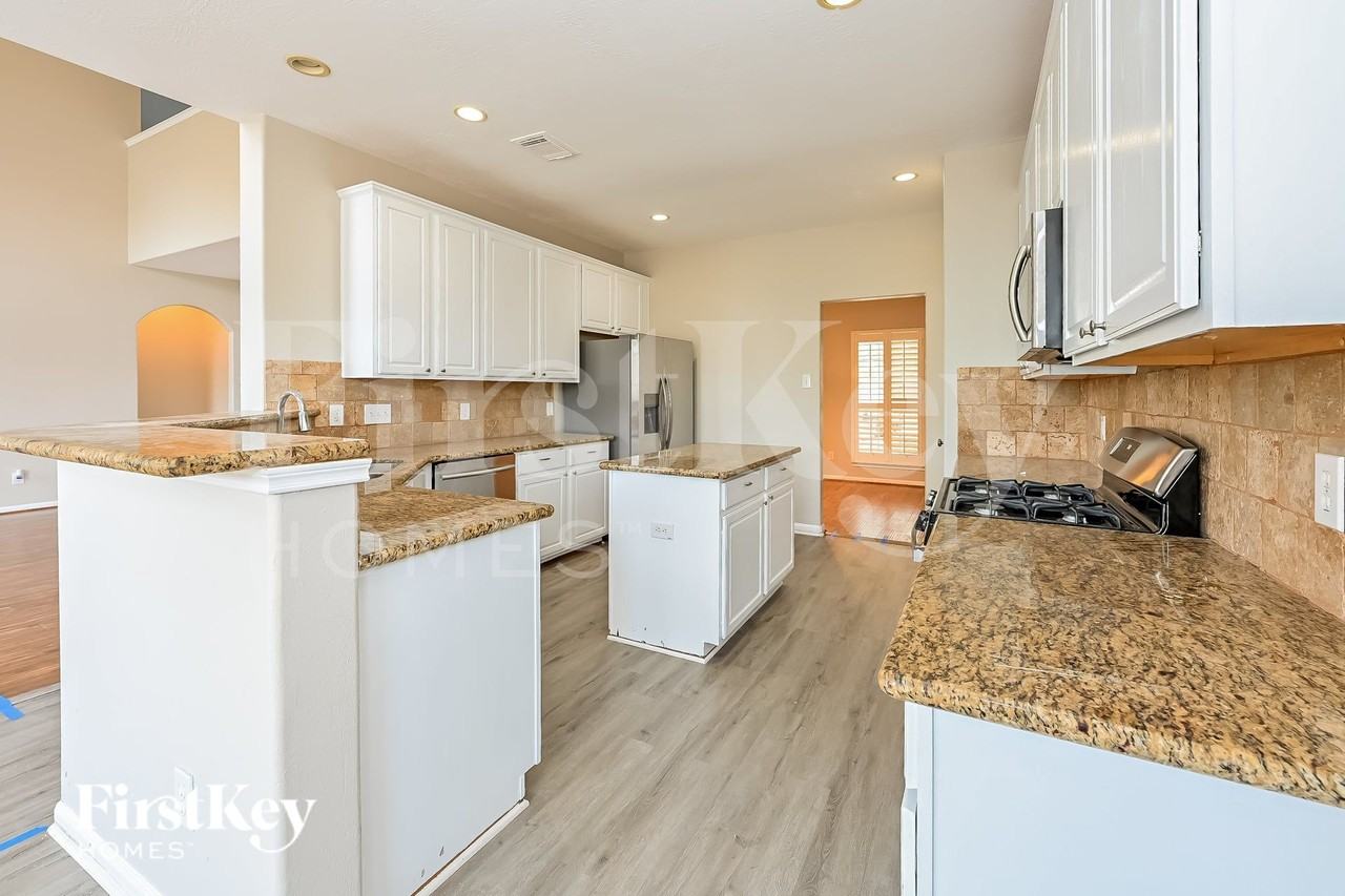 17811 Placid Oak Ct - Photo 7 of 16