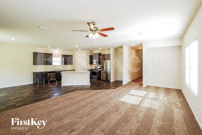 325 Jarama Cir - Photo 3 of 16