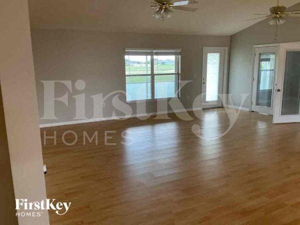 626 Nw 16th Ter - Photo 3 of 11