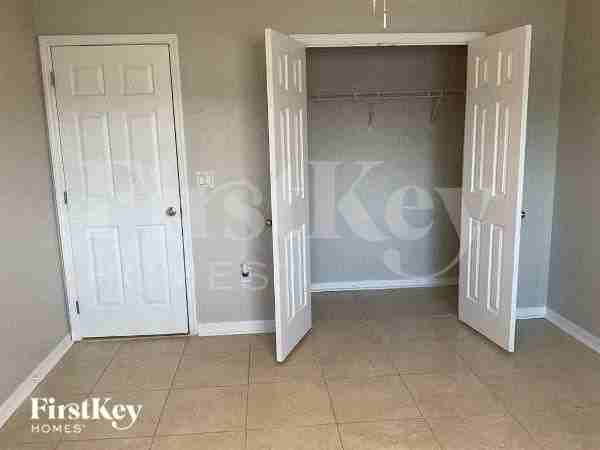 626 Nw 16th Ter - Photo 4 of 11